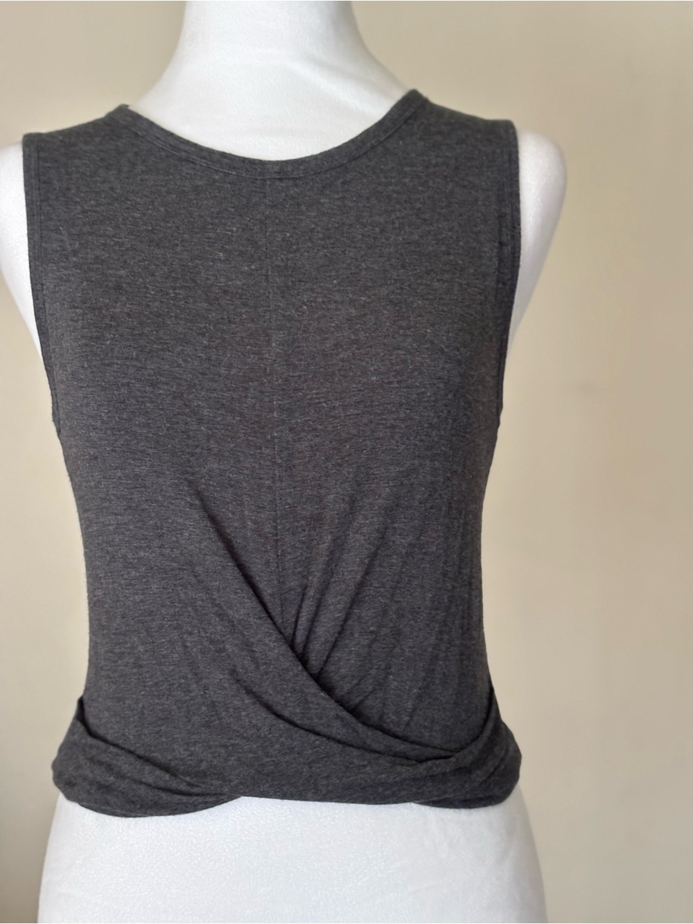 ALO Yoga Dark Charcoal Twist-Waist Tank